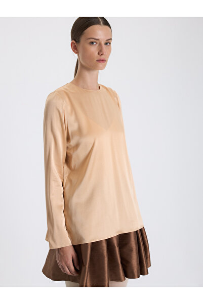 BAQA Minimalist Blouse