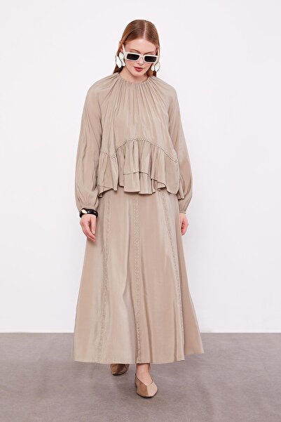 Levidor Beige Stripe Lace Detail Skirt Suit