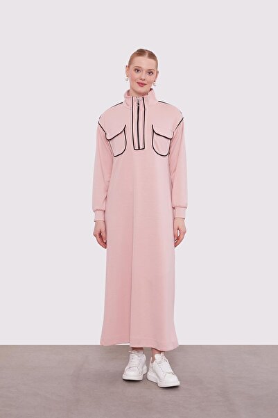 Levidor Φόρεμα με λεπτομέρεια τσέπης σε σκόνη