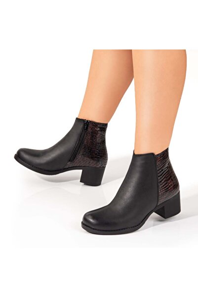 Modlet.ro Women's black heeled boots with brown pattern made of leather MOD10362