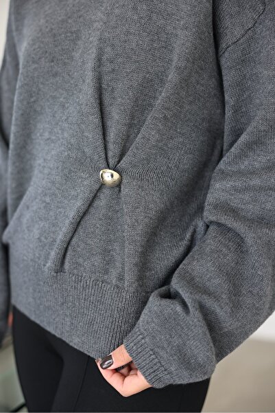 Özge Özgenç Drawstring Button Detailed Sweater