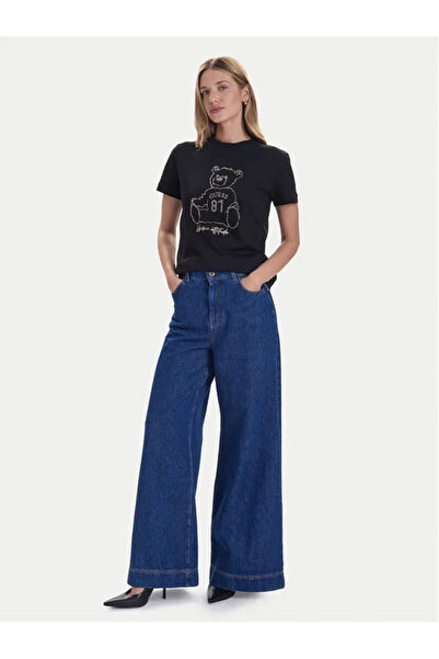 Guess Μοναδικό γυναικείο μπλουζάκι μαύρο Active Regular Fit V5BI16K8FQ4-JBLK