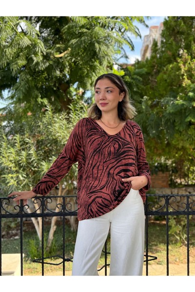 Punta Otantik NC11285 Bluză tricotată cu decolteu în V cu model zebră italiană Tile