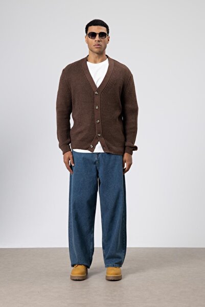 VAMOSCLO Πλεκτή ζακέτα με κουμπιά με λαιμόκοψη σε σχήμα V βιζόν