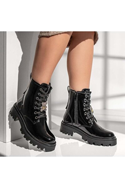 Modlet.ro Women's black glossy thick-sole boots MOD12784