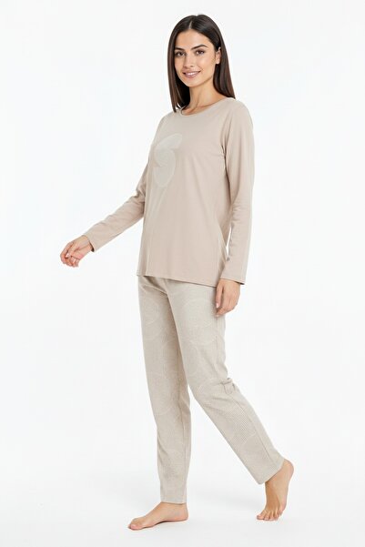 Bravie Set de pijamale lungi din viscoza Elite cu model în șase cercuri cu text în partea de sus, crem 3560