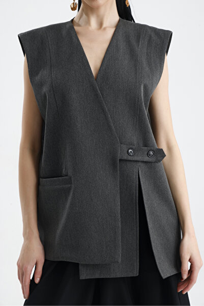 GACA COLLECTION MANTOVA önden yırtmaç detaylı iki düğmeli oversize yelek astarı füme rengi