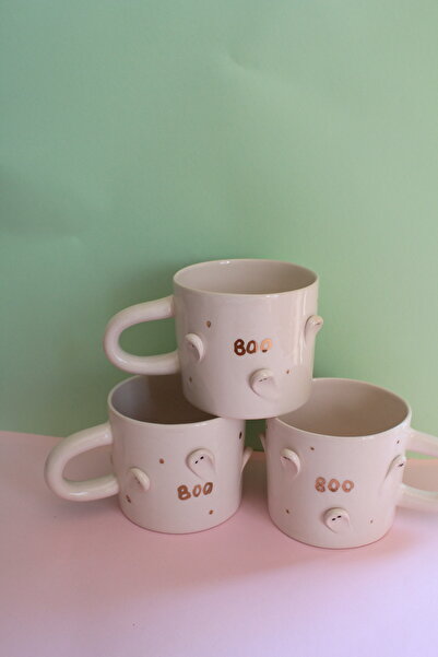 sukupotCeramics كوب مصنوع يدويًا بتفاصيل ذهبية مع شبح (قطعة واحدة)