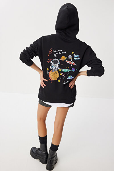 Lovelyİstanbul Hanorac tricotat oversize cu glugă cu imprimeu LFW0012 NEGRU