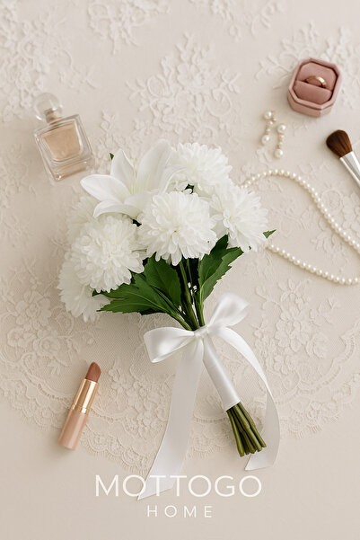 Mottogo Lilyum ve Kasımpatı Gelin Çiçeği – Nikah & Düğün Buketi