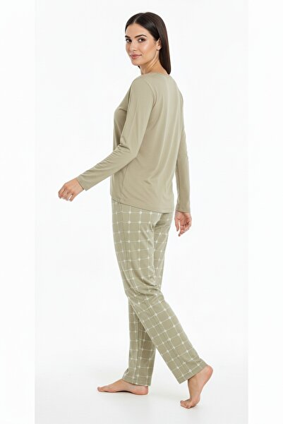 Bravie Elite Viscose Long Pajama Set with Six Square Patterns and Writing on Top Green 3554