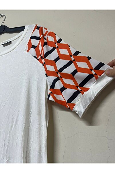 Javelin Collection Short-Sleeved Orange Striped Crew-Neck Viscose Blouse