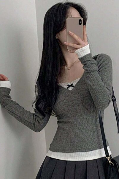 harmony factory Smoked Lace Bow Attached Y2K Long Sleeve Crop Blouse