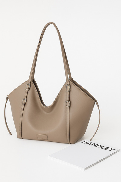 Handley Τσάντα ώμου με διπλή λαβή και λεπτομέρεια από σιδερένια πόρπη