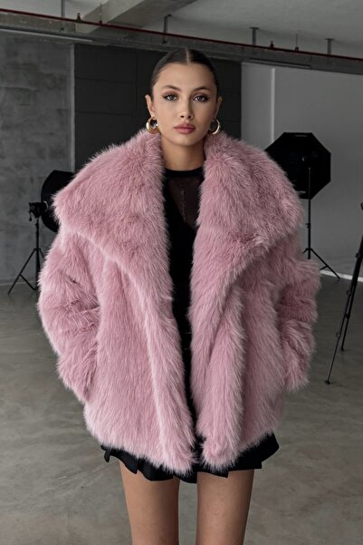 Moderk معطف فرو مستورد مع ياقة وجيوب مفصلة