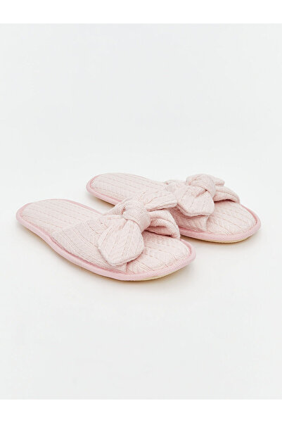 LC Waikiki Fiyonk Detaylı Kadın Ev Terliği