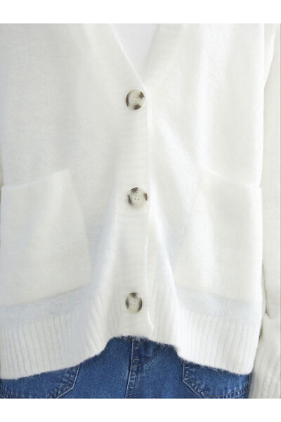 LC Waikiki Peak Yeni Sezon V Yaka Oversize Kadın Triko Hırka