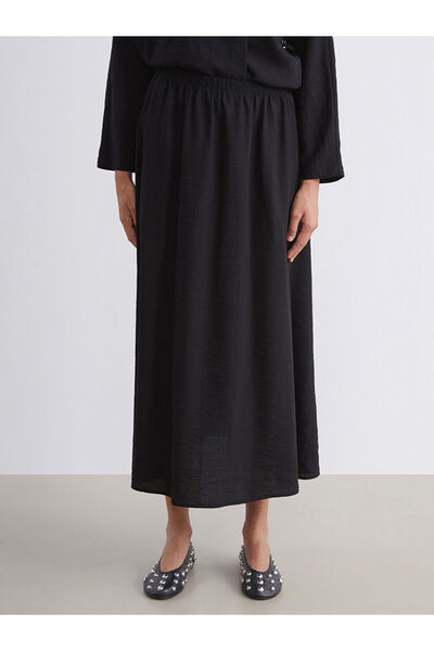 LC Waikiki Soulife Siyah Beli Lastikli Dokulu Etek