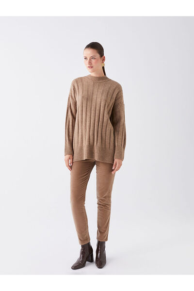 LC Waikiki Basic Normal Bel Dar Fit Düz Kadife Kadın Pantolon
