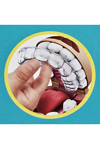 Hasbro PLAY-DOH DENTIST SET WITH ACCESSORIES AND COLORED TEETH