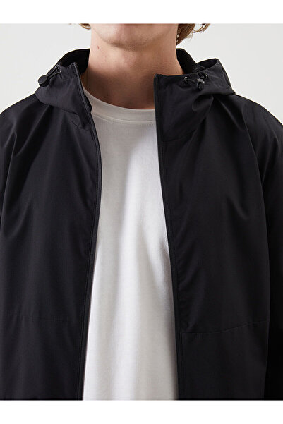 LC Waikiki Ανδρικό αδιάβροχο με κουκούλα New Season Standard Fit - W50067Z8