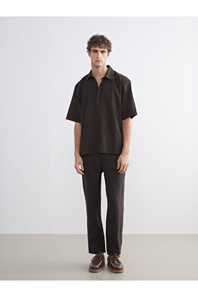 LC Waikiki Ανδρικό πουκάμισο με κοντό μανίκι LCW Vision Brown Comfortable Fit