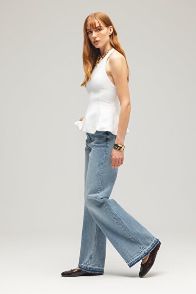 Saade Λευκή γυναικεία μπλούζα με λαιμόκοψη με φερμουάρ στο πλάι