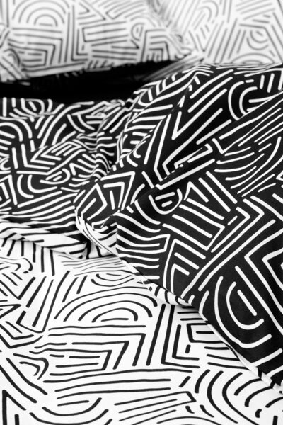 Cozy Home Mono Double Size Fitted Sheet Duvet Cover Set Maze Black