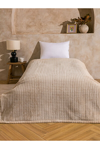 LC Waikiki Create Your Style from Uzg Store |   Single Plush Blanket