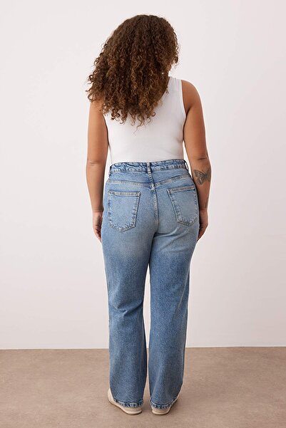 Trendyol Curve Blugi mai durabil, albastru, cu talie înaltă, confort, cu croială dreaptă, mărime mare TBBAW24CJ00045