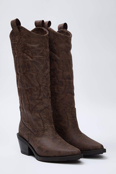 TRENDYOL SHOES Barna hímzett hatású blokk sarkú női cowboy csizma TAKAW26CZ00013
