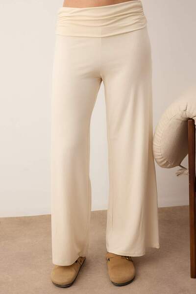 Trendyol Collection Set de pijamale tricotate din viscoză cu detaliu de guler de piatră, cu pliuri în talie THMAW26PT00151