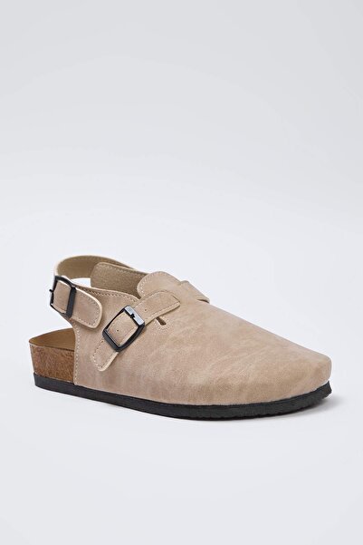 TRENDYOL SHOES Γυναικεία σανδάλια Nubuck Sabo με λεπτομέρεια με μπεζ αγκράφα TAKAW26SD00000
