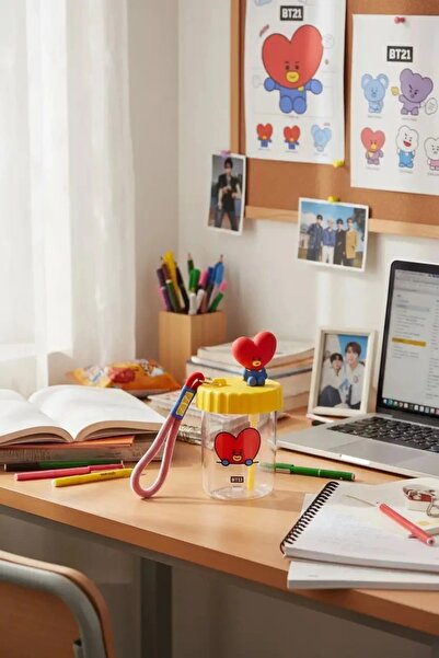 Miniso BT21 Lisanslı Süslemeli ve Askılı Plastik Şişe (520mL) - Tata