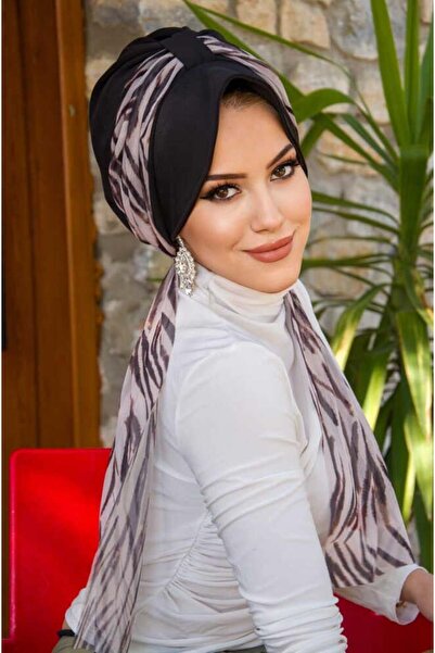 Aişe tesettür Siyah Zebra Desenli Şapka Bone