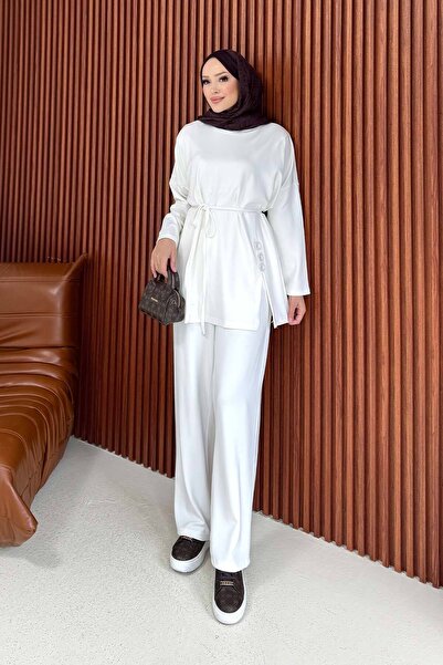 Melike Tatar Σετ με ζώνη Modal 68-6200