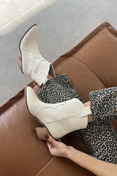 STRASWANS Жіночі черевики з натуральної шкіри на підборах Jenson бежеві