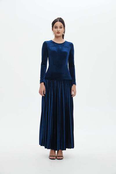 Nichii Women's Long Sleeve Plain Maxi Dress with Cinched Waist