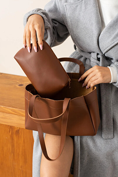 Rivina Geantă de mână și de umăr pentru femei, cu capac magnetic, cu detaliu ...