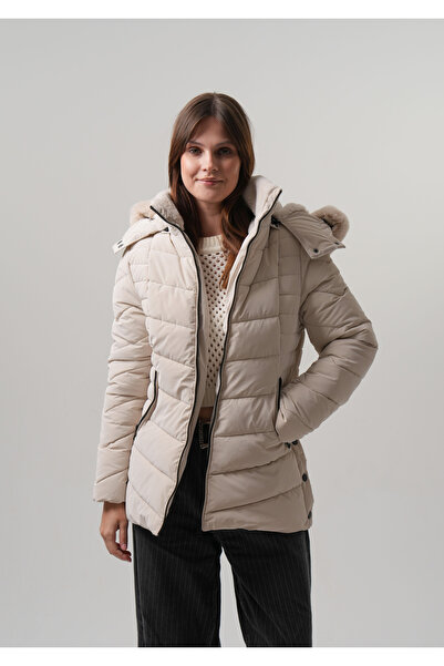PIQUE Women's Coat Detachable Hood Slit Detail Women's Puffer Coat & Jacket