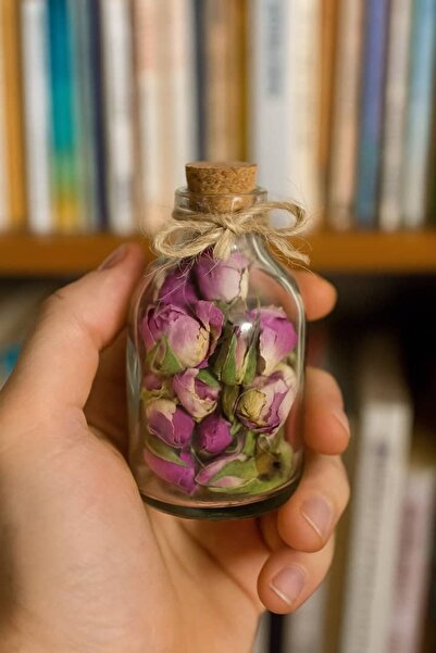 Şirin Cam Kavanozda Kurutulmuş Gül Tomurcuğu – Dekoratif & Aromatik