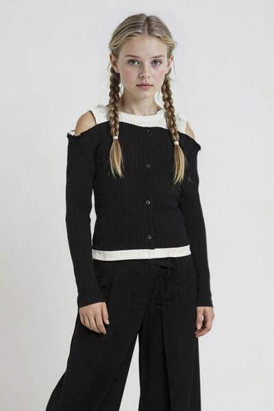 DeFacto Girls' Slim Fit Tight-Fitting Off-The-Shoulder Ribbed Camisole Long-Sleeved T-Shirt G1713A825Au