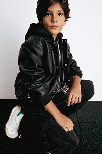 DeFacto Хлопчачий водовідштовхувальний знімний капюшон з коміром-стійкою на кнопках, рукави з резинками, штучне хутро