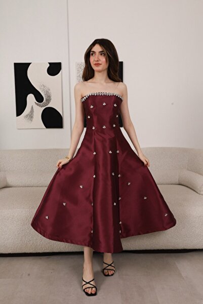 Generic Elegant burgundy strapless midi evening dress with crystal embellishment