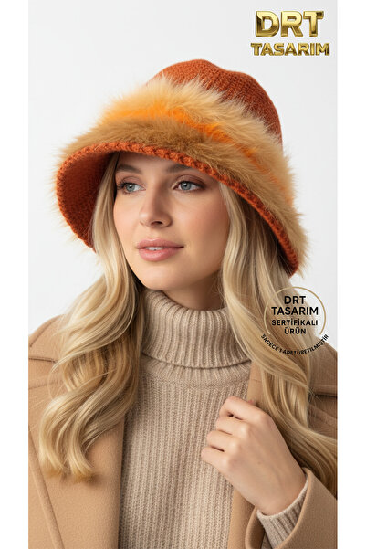 drt tasarım قبعة كلوش بتفاصيل فرو برتقالية اللون