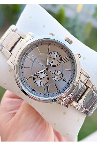 Weluxa Silver Color Dial Steel Band Men Wristwatch