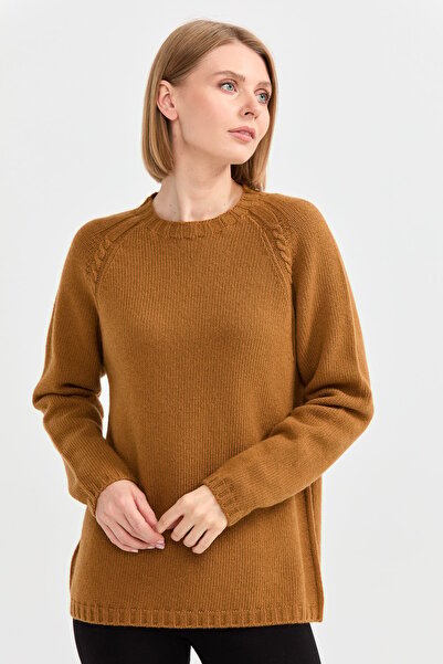 Desen Triko Γυναικείο μάλλινο πουλόβερ με λαιμόκοψη ώμου με πλεκτό μαλλί