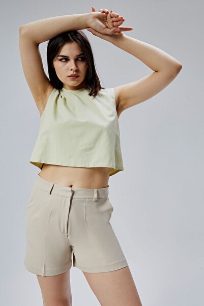 Bolivente Mint Regular Crop Blouse