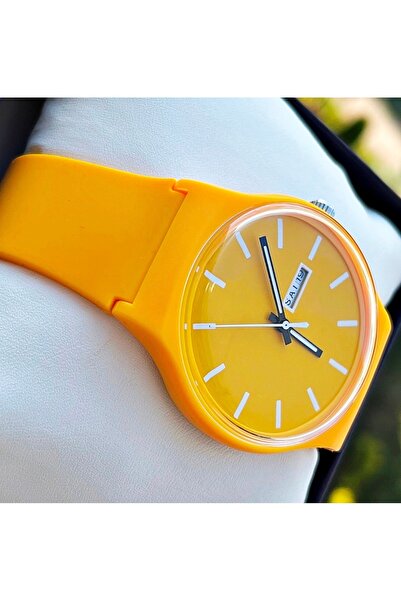 Weluxa Phosphorescent Scorpion Yelkovan Unisex Wristwatch with Silicone Band Calendar