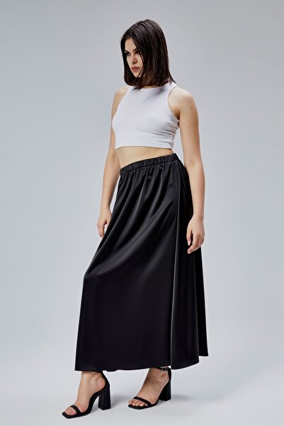 Bolivente Fusta neagră din satin cu talie elastică cu șnur